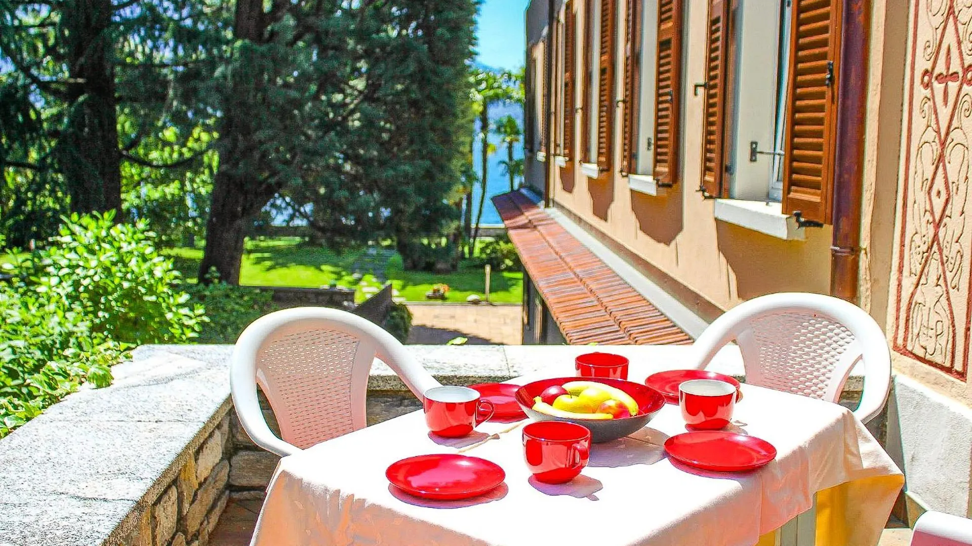 Palazzina Giardinolago Граведона